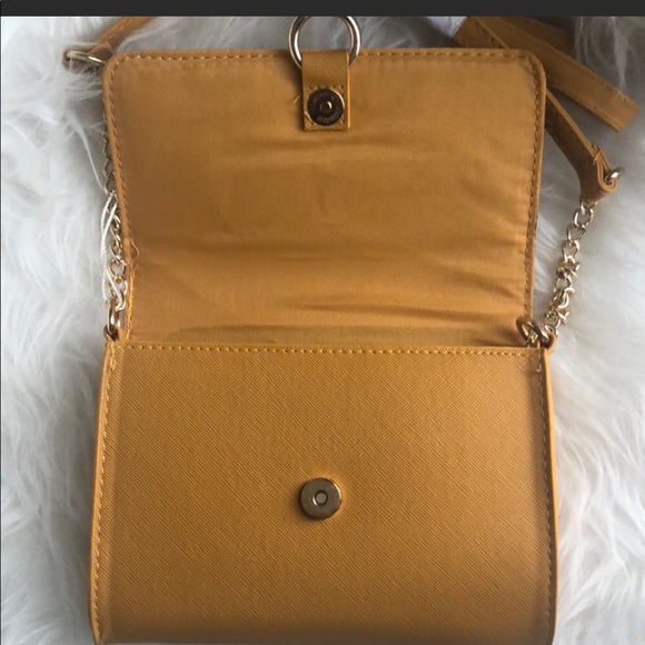 NWOT primark mustard colored purse - Picture 3 of 6